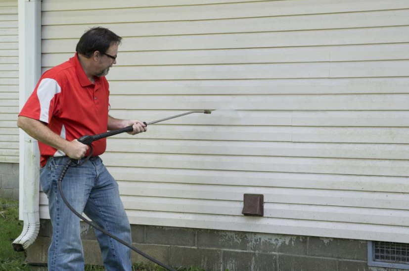 How To Clean Chalky Aluminum Siding
