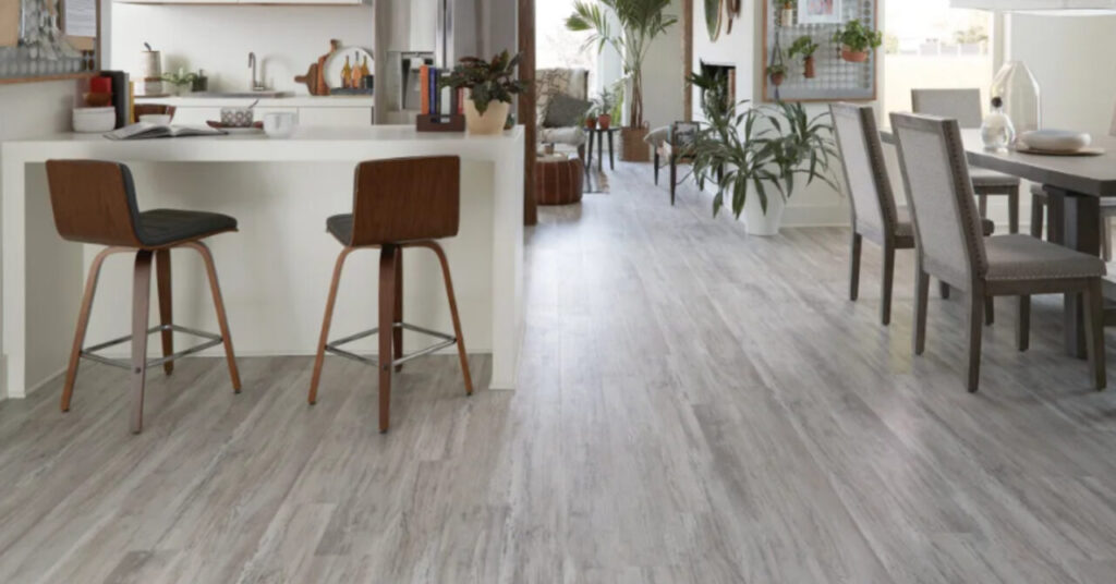 How to Select the Best Vinyl Plank Flooring for Your Home